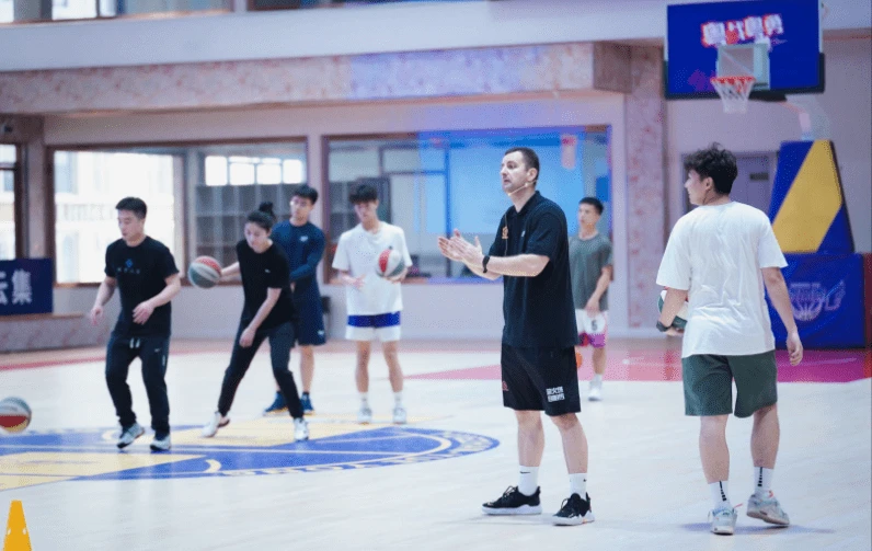 为什么控卫需要掌握多种进攻手段_2